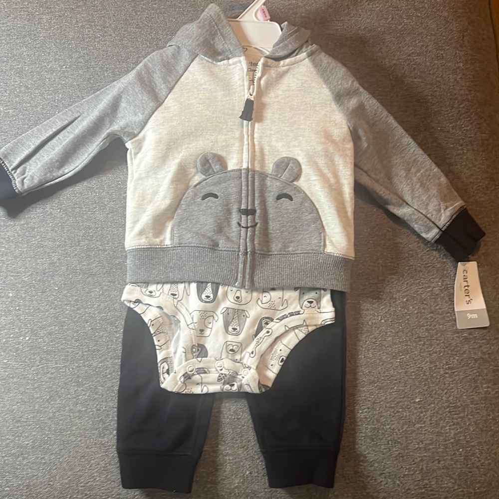 Carters 9 months 3 peace set